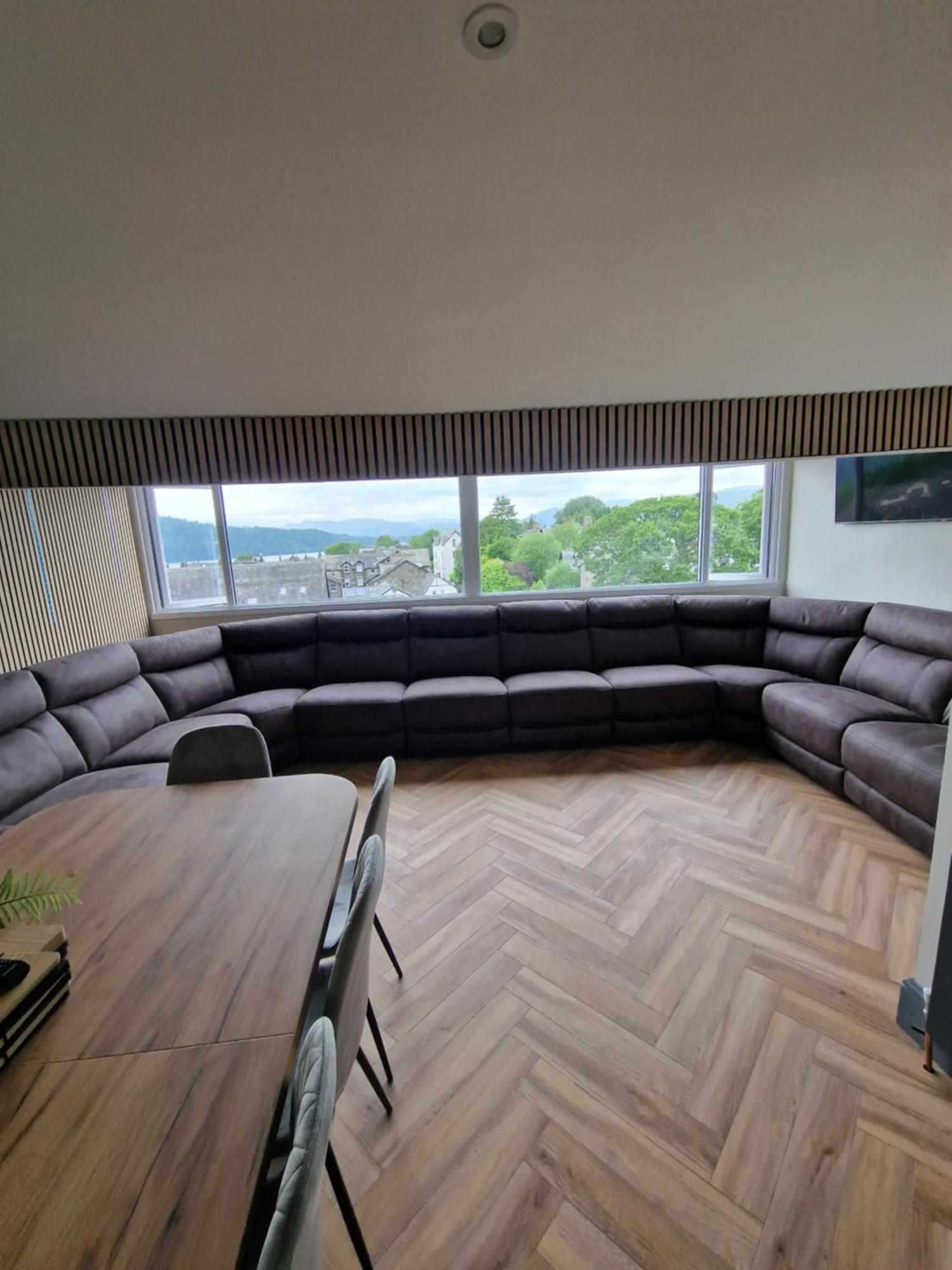 Holiday home Townhouse - 6 Bed Hot Tub House Bowness-on-Windermere