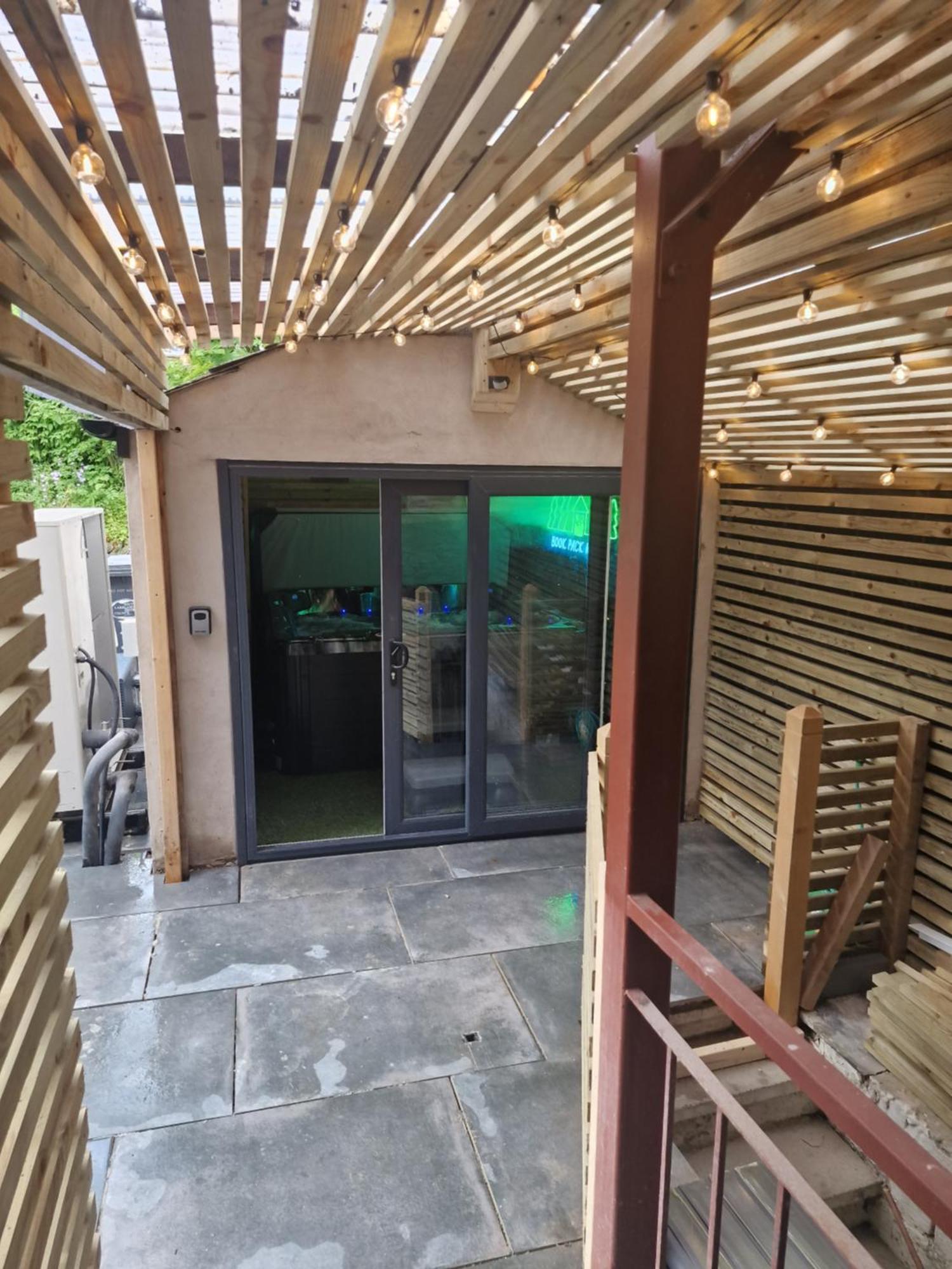 Townhouse - 6 Bed Hot Tub House Bowness-on-Windermere